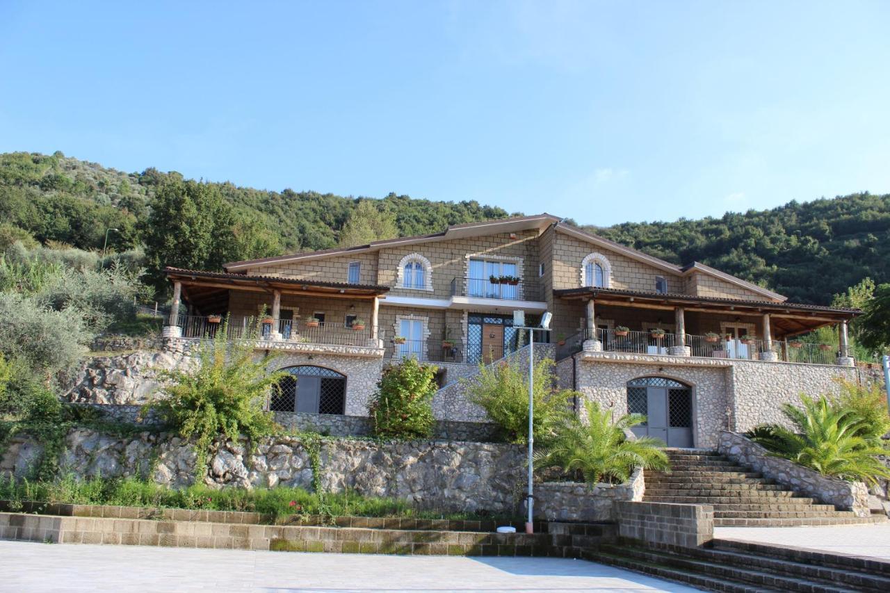 Le Rocce Acomodação com café da manhã SantʼAgata deʼ Goti Exterior foto